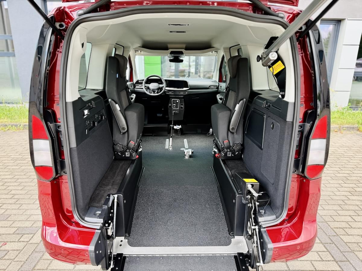 Ford / Volkswagen Avance