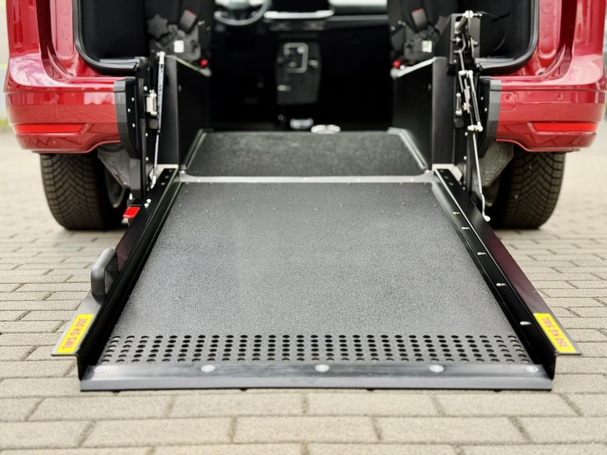 Ford / Volkswagen Avance