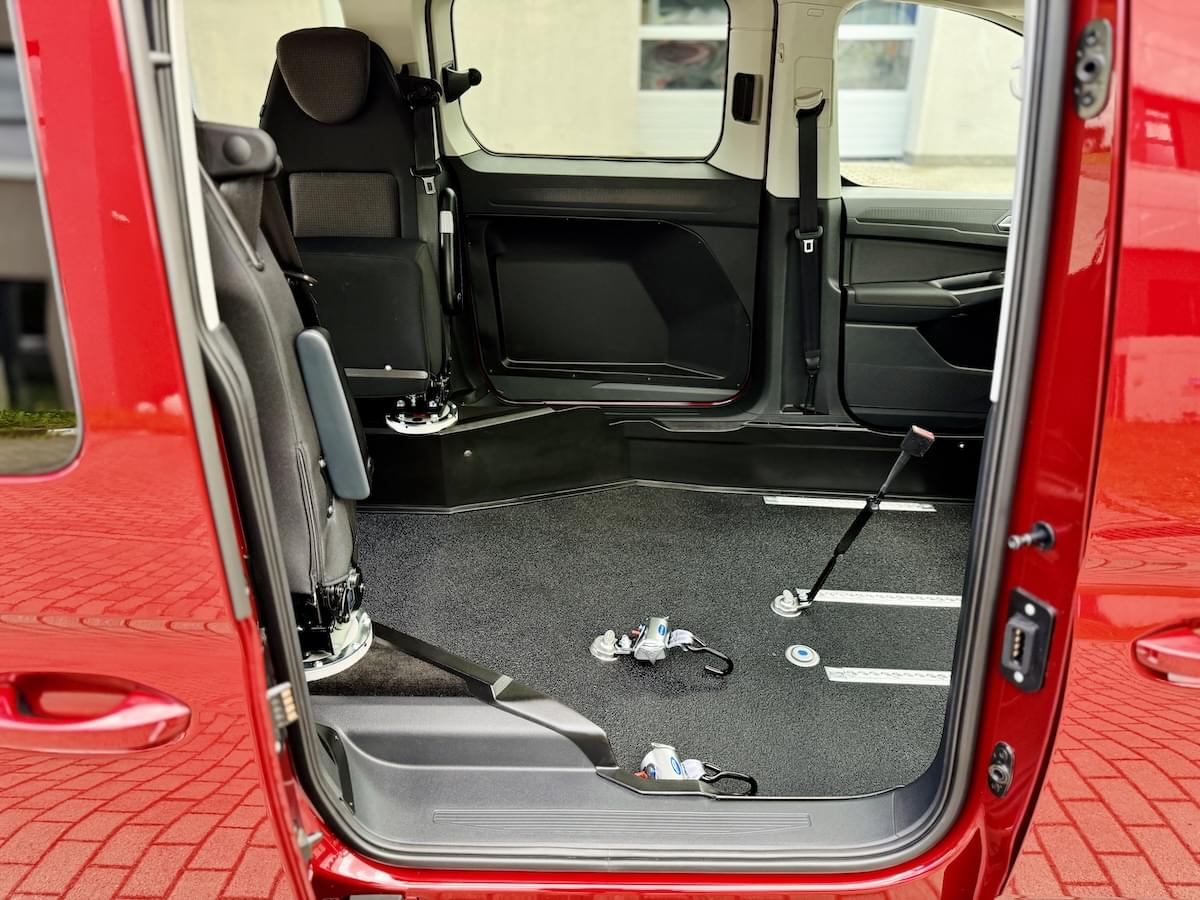 Ford / Volkswagen Avance