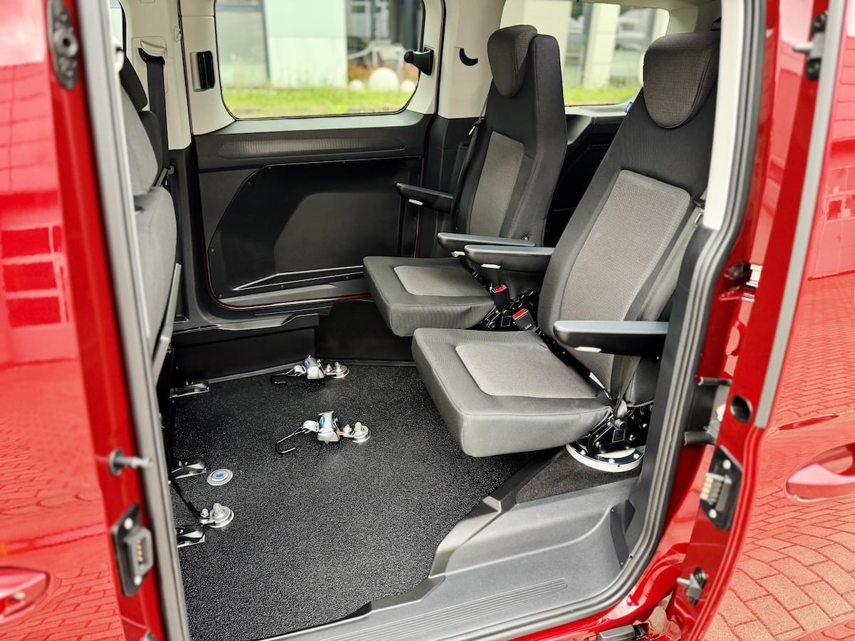 Ford / Volkswagen Avance