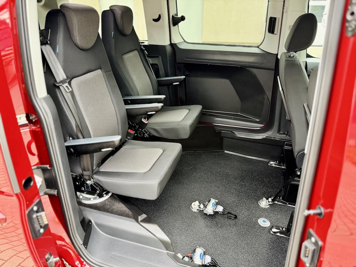 Ford / Volkswagen Avance