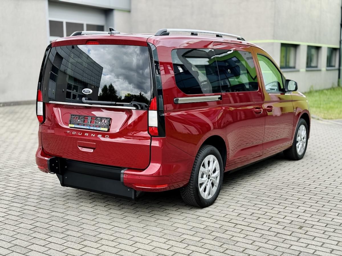 Ford / Volkswagen Avance